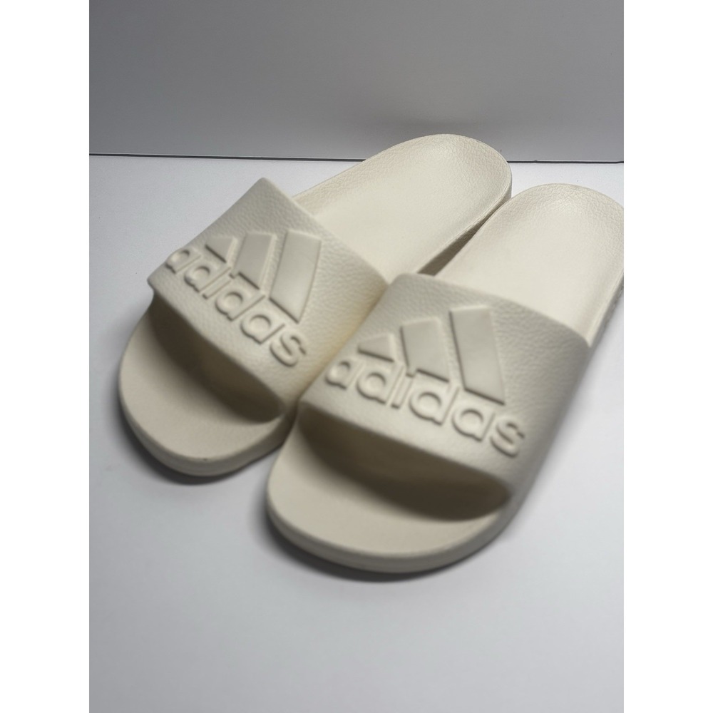 NEW Adidas Unisex Adilette Cream Sandals Slip On Size 9